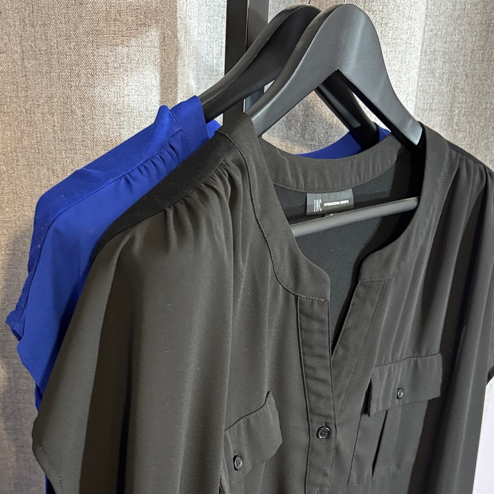 Women’s Black and Blue Blouses Size 1X